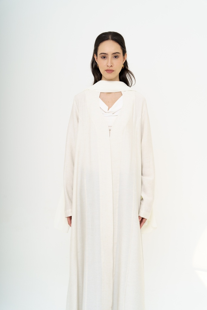LILLY IVORY