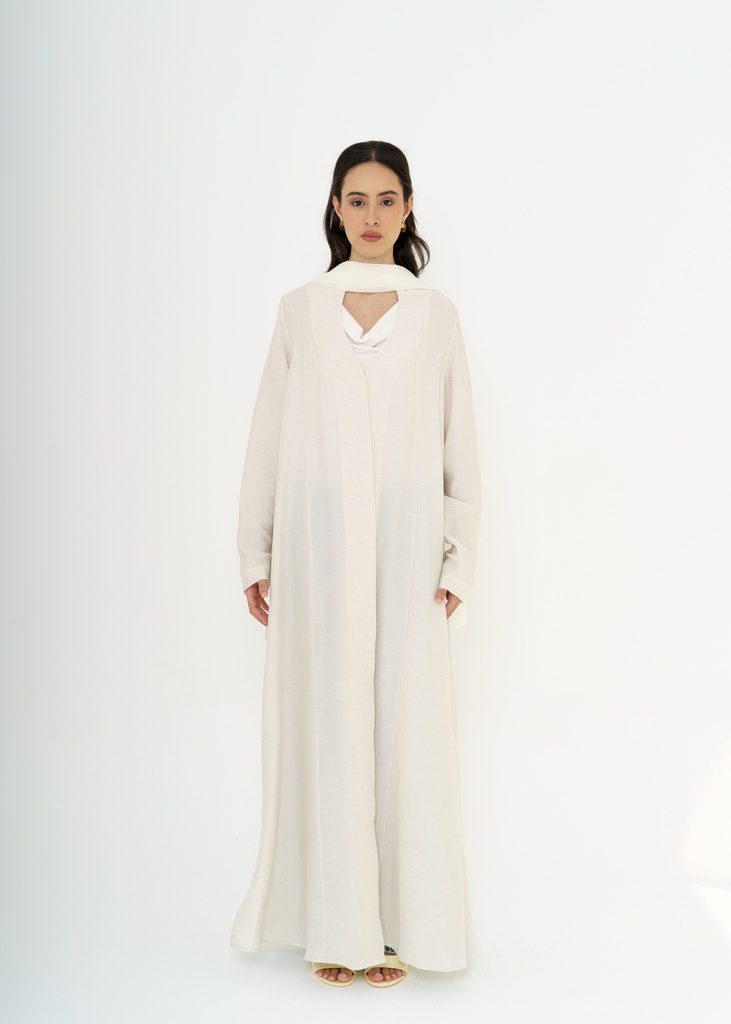 LILLY IVORY